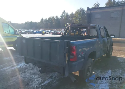 2006 Chevrolet Silverado 2500Hd Work Truck from USA, damaged, VIN 1GCHK29D06E280576